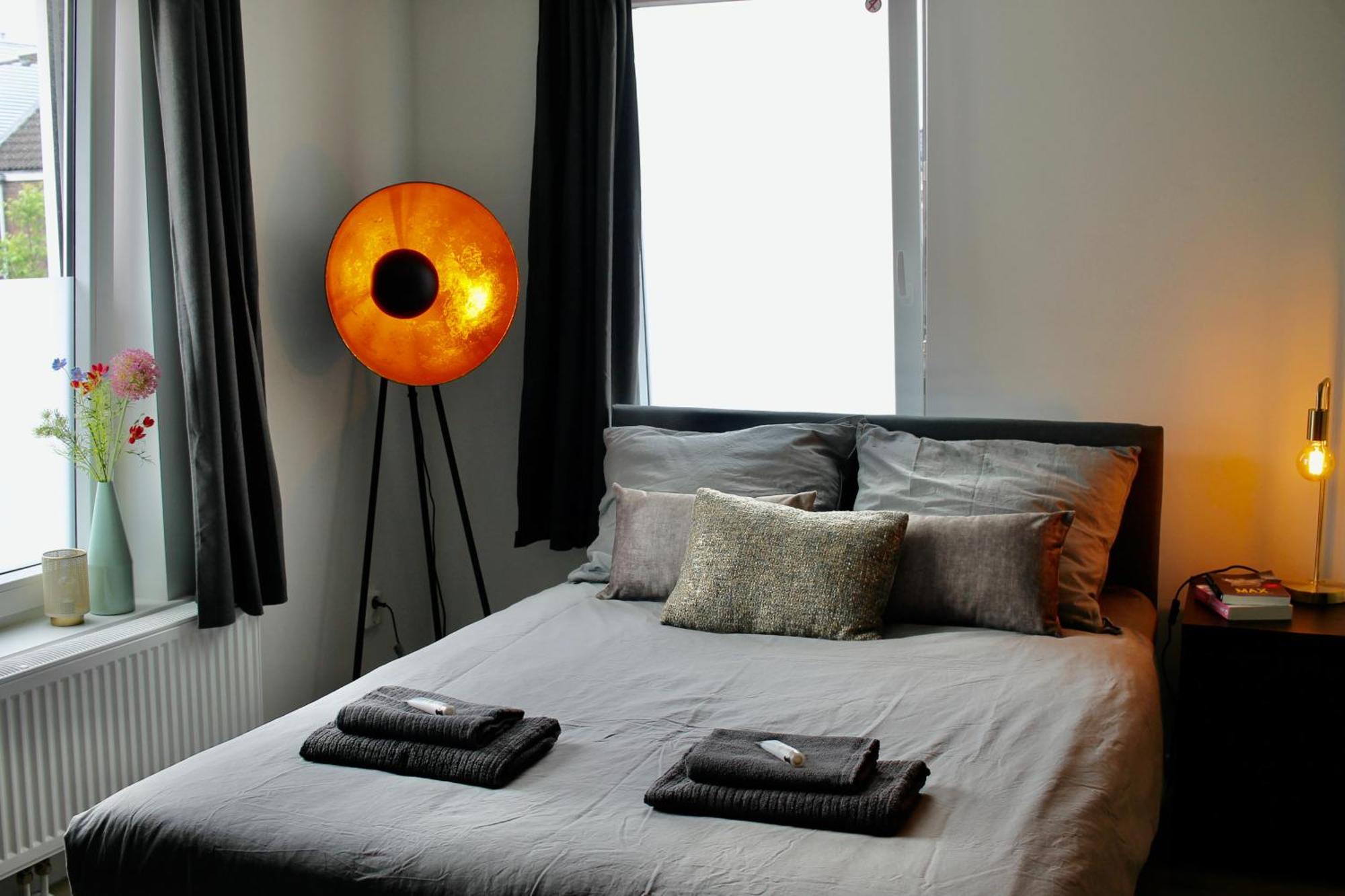 B&K Urban City Suites Tilburg Exteriör bild