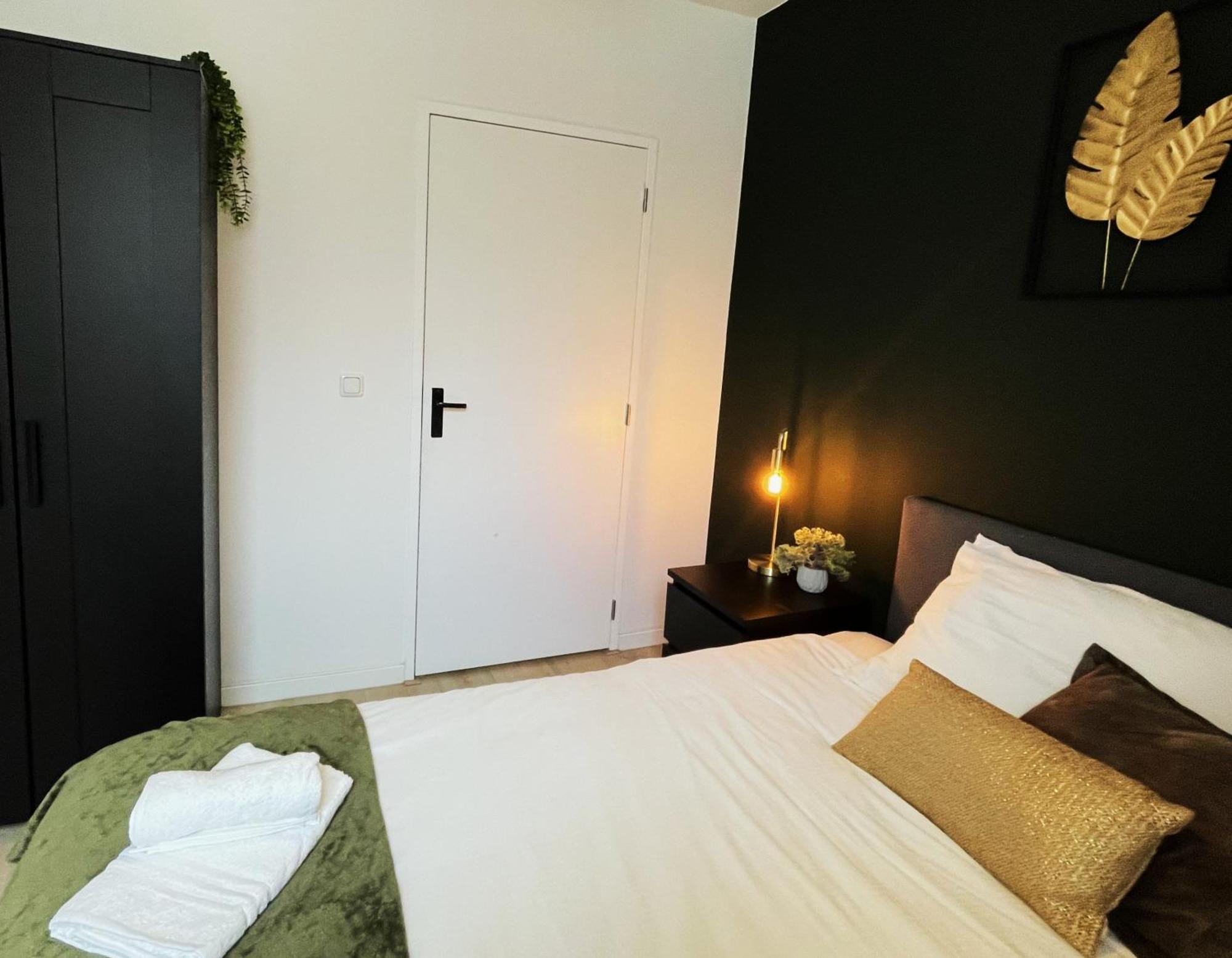 B&K Urban City Suites Tilburg Exteriör bild