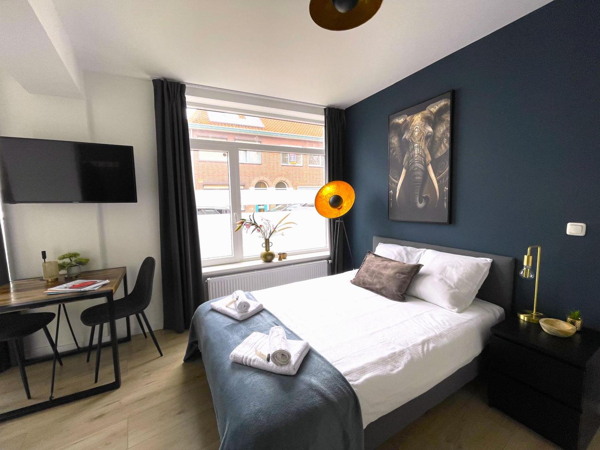 B&K Urban City Suites Tilburg Exteriör bild