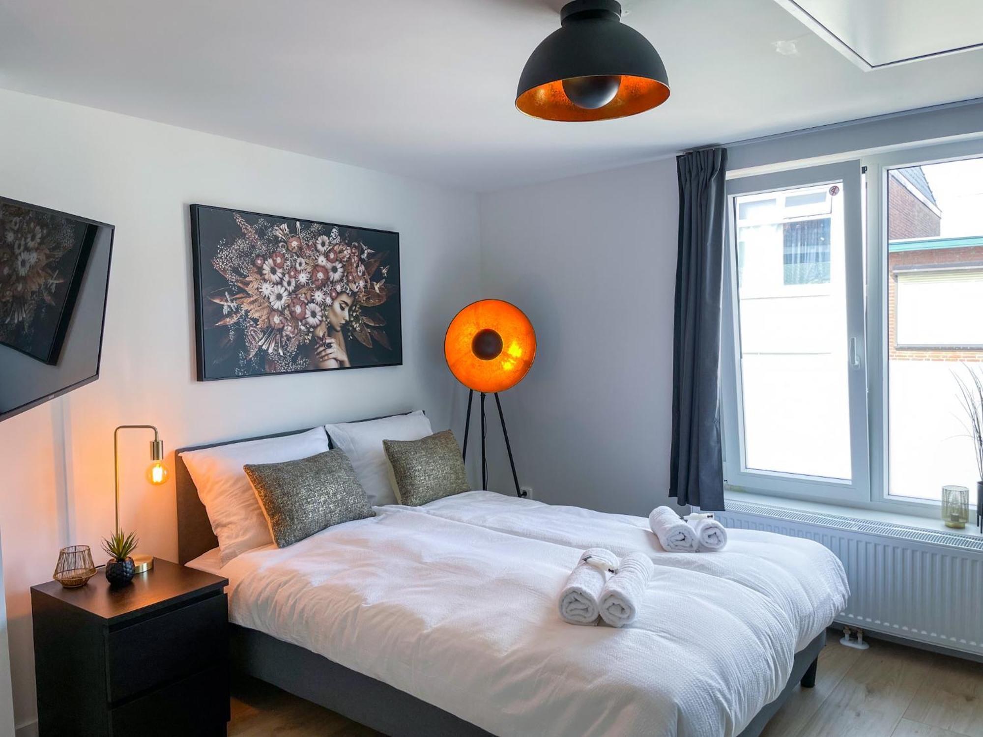 B&K Urban City Suites Tilburg Exteriör bild