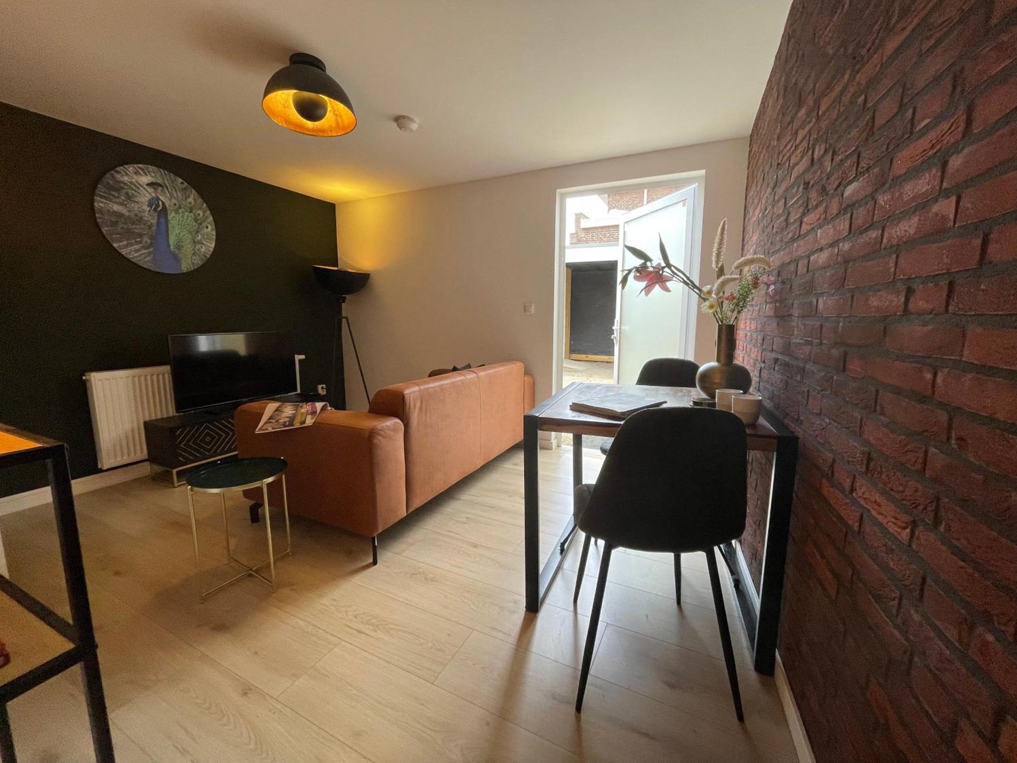 B&K Urban City Suites Tilburg Exteriör bild